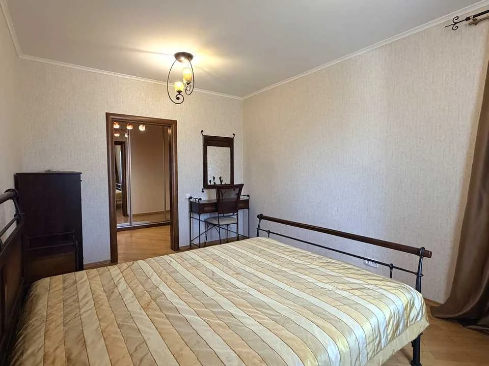 Квартира. Київ, Оболонський просп.