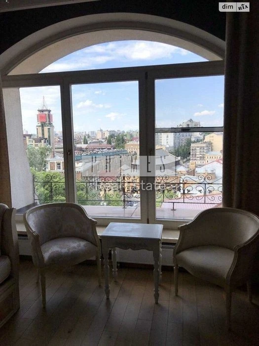 Sale of 5k apartments, Tsarskyi Dom, Krutyi Spusk St., 5,