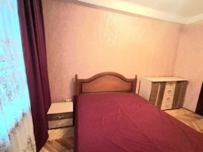 Здам квартиру 3 хв. метро Звіринецька Світло є завжди