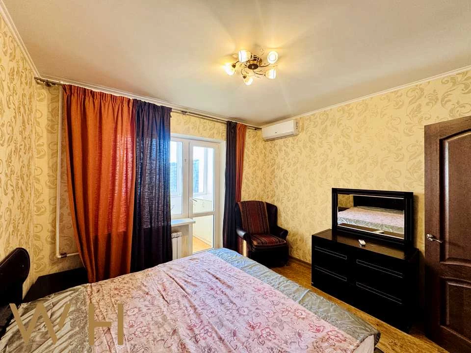 Квартира. Київ, Володимира Івасюка просп. (Героїв Сталінград