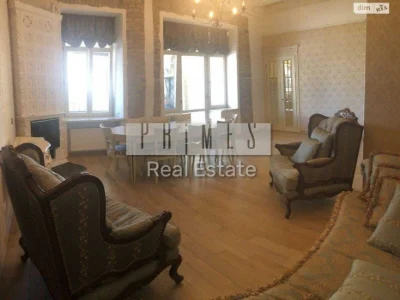 Sale of 5k apartments, Tsarskyi Dom, Krutyi Spusk St., 5,