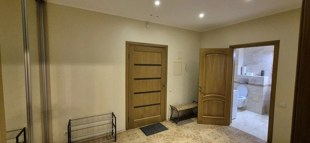 Довгострокова оренда 1к Патріарха Скрипника 40, генератор, б
