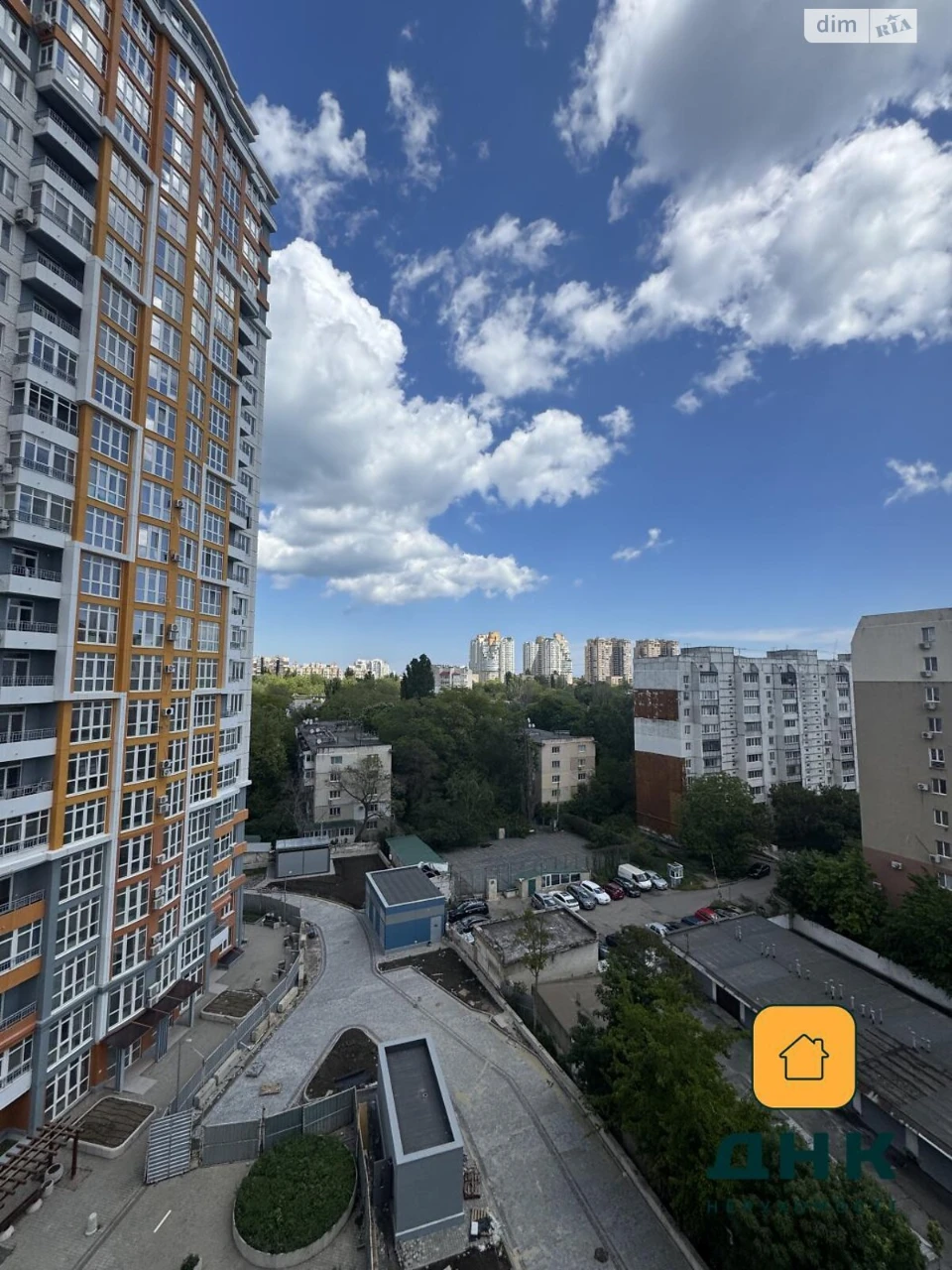 Продажа квартир Приморский.