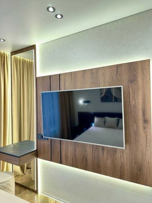 Varshavsky-3 | Designer renovation | Wardrobe | Parking space |