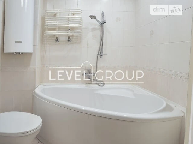 Sale of 2-room apartment 52.5 sq. m. on Yuriy Shumskoho St. 8A, apt.
