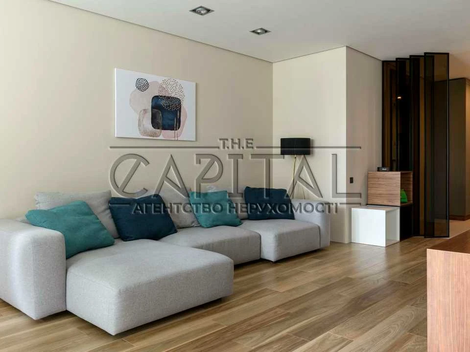 Apartment. Kyiv, General Shapoval St. (Mechanizatoriv)