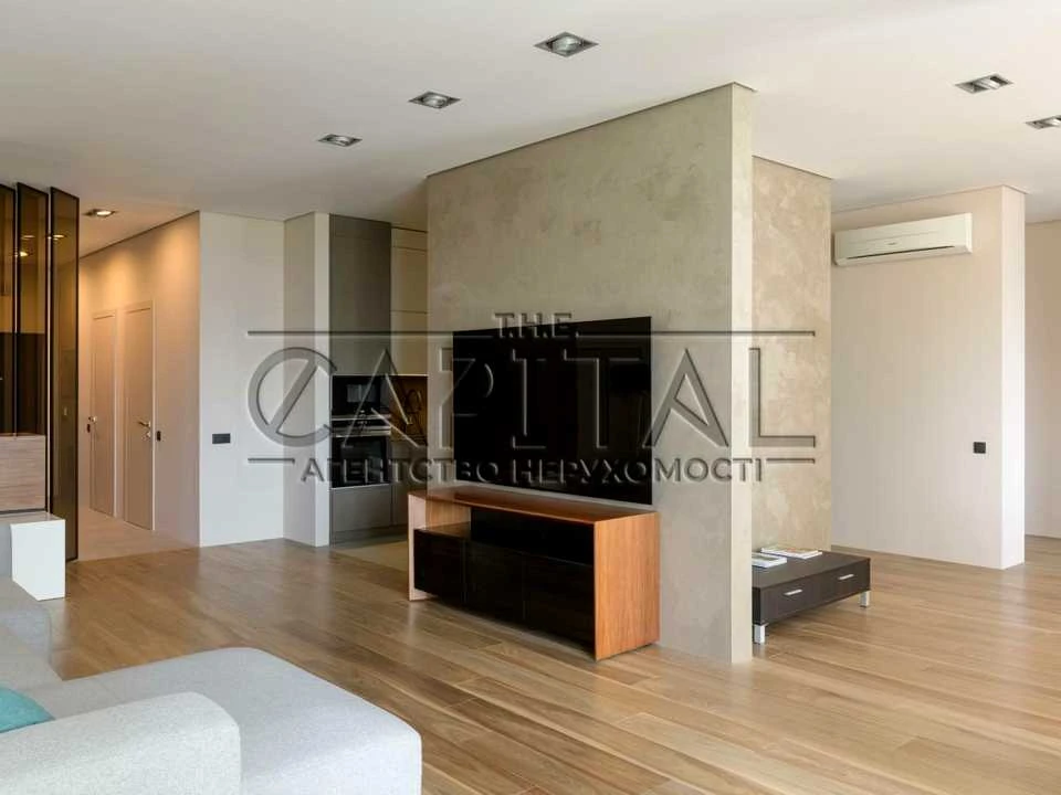 Apartment. Kyiv, General Shapoval St. (Mechanizatoriv)