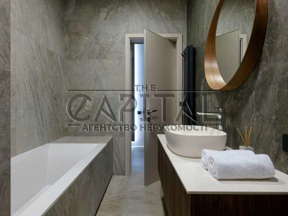 Apartment. Kyiv, General Shapoval St. (Mechanizatoriv)