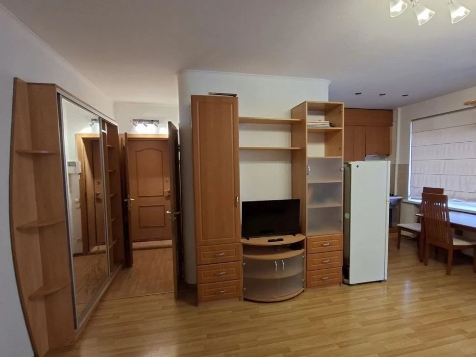Оренда 2 кімн, Печерський рн, вул. Лаврська (Новонаводницька