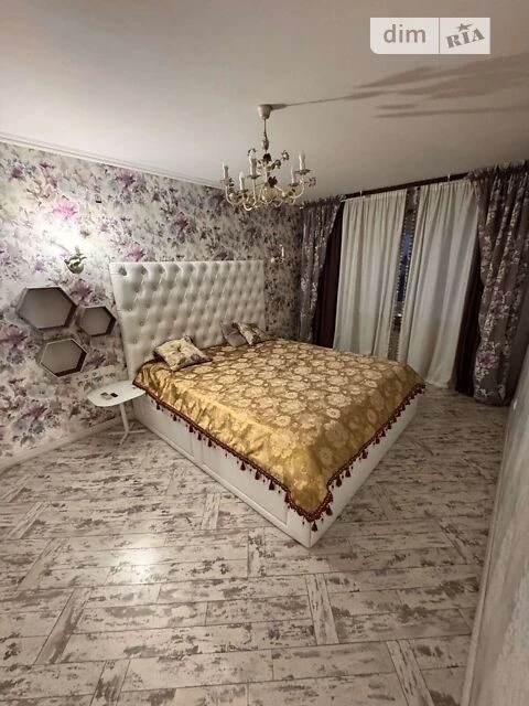 Довготривала оренда 3к квартири на вул. В'ячеслава Чорновола