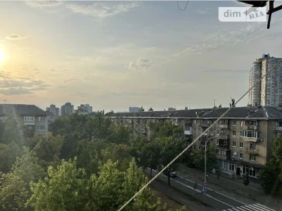 Довготривала оренда 2к квартири на вул. Григорія Чупринки 8