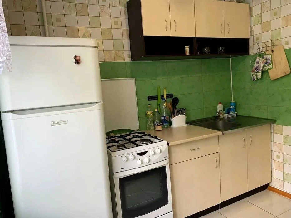 Оренда в центральній частині. м. Голосіївска- 5 хв. пішки