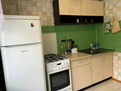 Оренда в центральній частині. м. Голосіївска- 5 хв. пішки