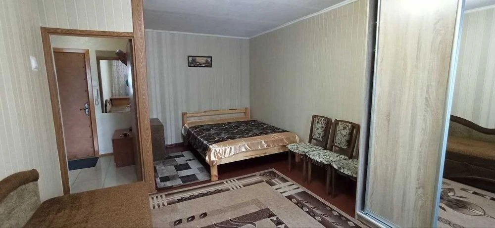 Оренда в центральній частині. м. Голосіївска- 5 хв. пішки