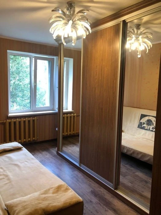Оренда 3-К квартири метро Лукʼянівська вул. Юрія Іллєнка Мел