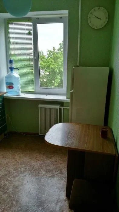 Здається в оренду 2 кімнатна квартира, пр. Лісовий, 22