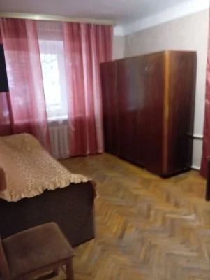 Здається з 26.08-1но к. кв Кирилівська Куренівка Куренівский