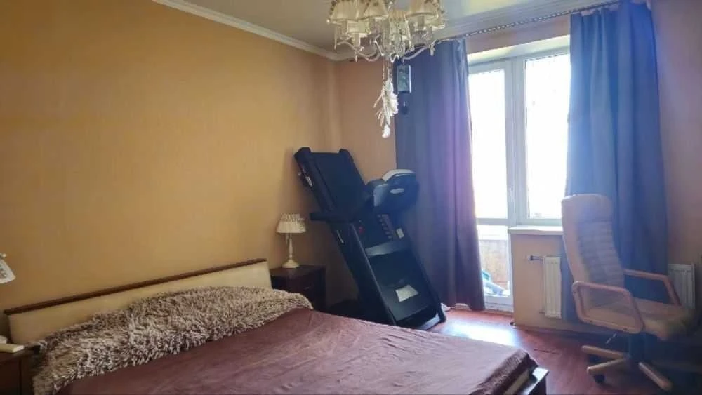 Оренда 1-кімнатної квартири 60 м², Ірпінська вул., 69А