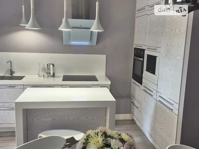 Довготривала оренда 2к квартири на вул. Феодосійська • ID 34