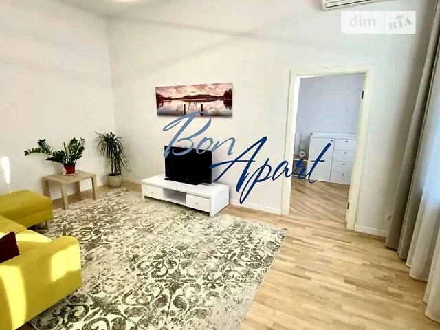 Довготривала оренда 2к квартири на вул. Антоновича 17Б • ID