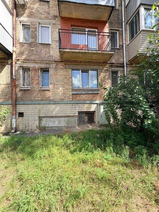 Продаж 1к квартири в пішій доступності до метро Дорогожичі,