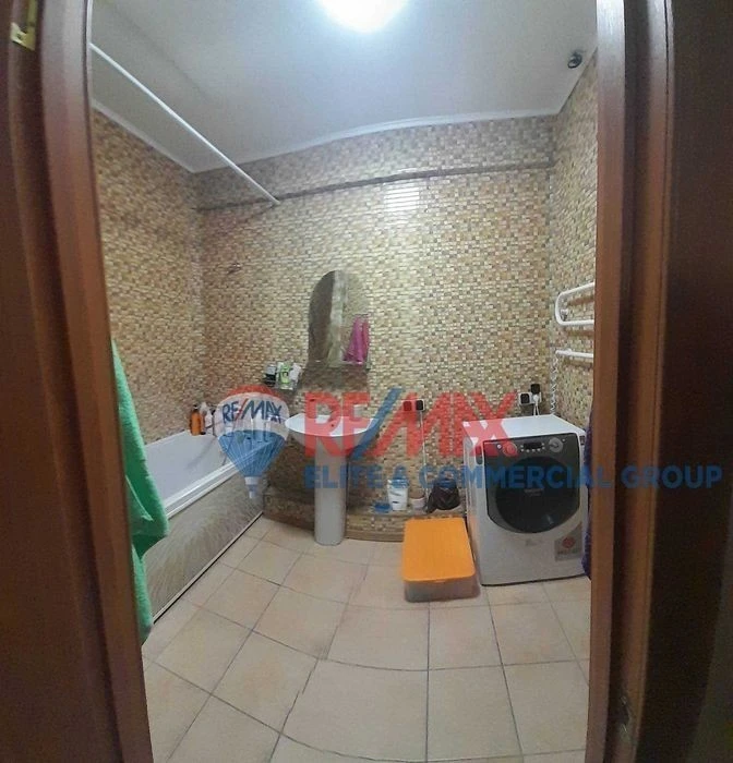 Оренда 3-х кімн. кв. в Голосіївському районі, вул. Максимови