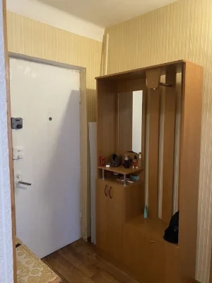 Здам 1 Мілютенка, 9. Метро Чернігівська Лісова парк Кіото