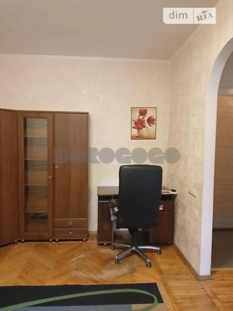 Довготривала оренда 2к квартири на вул. Довнар-Запольського