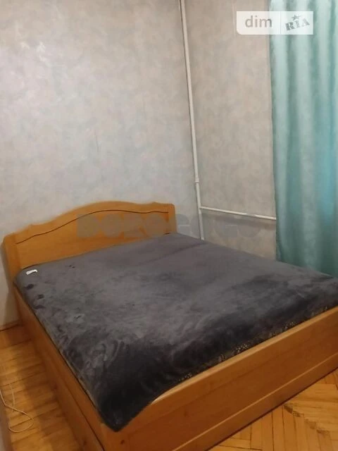 Довготривала оренда 2к квартири на вул. Довнар-Запольського