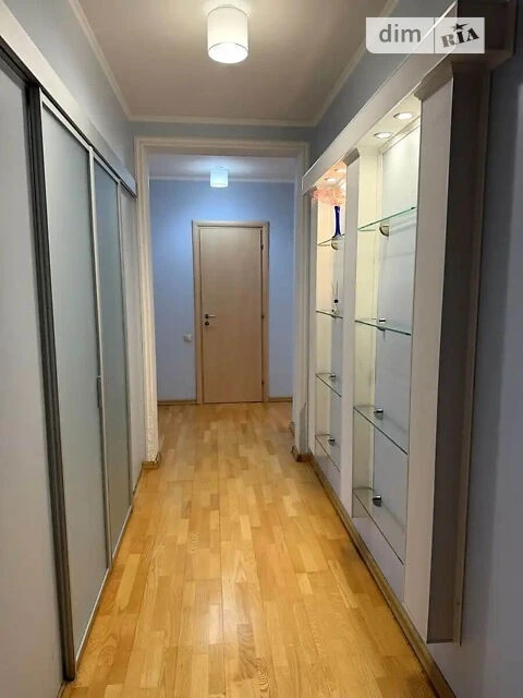 Довготривала оренда 3к квартири на просп. Голосіївський 130/