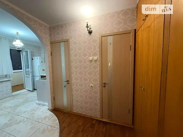 Довготривала оренда 2к квартири на просп. Миколи Бажана 9Д •