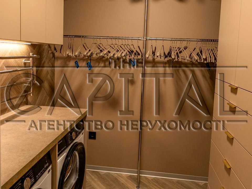 Квартира. Київ, Дегтярівська вул.