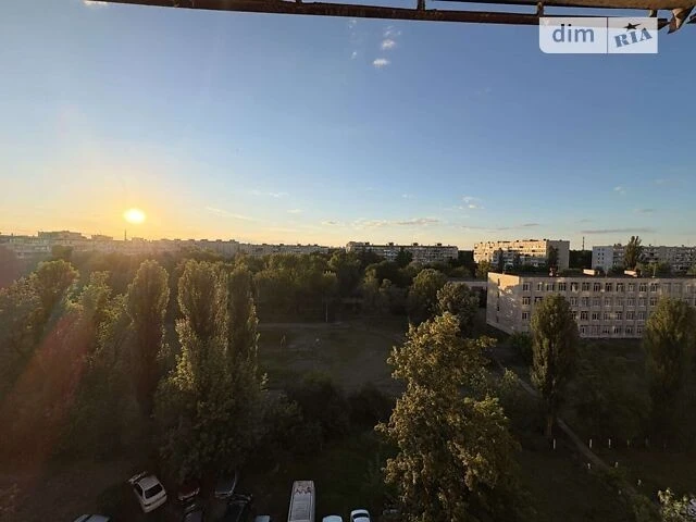 Довготривала оренда 2к квартири на просп. Лісовий 33, кв. 21