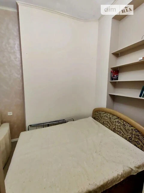 Довготривала оренда 2к квартири на вул. Велика Житомирська 6