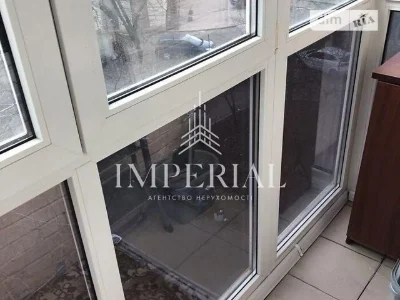 Довготривала оренда 1к квартири на вул. Набережно-Хрещатицьк