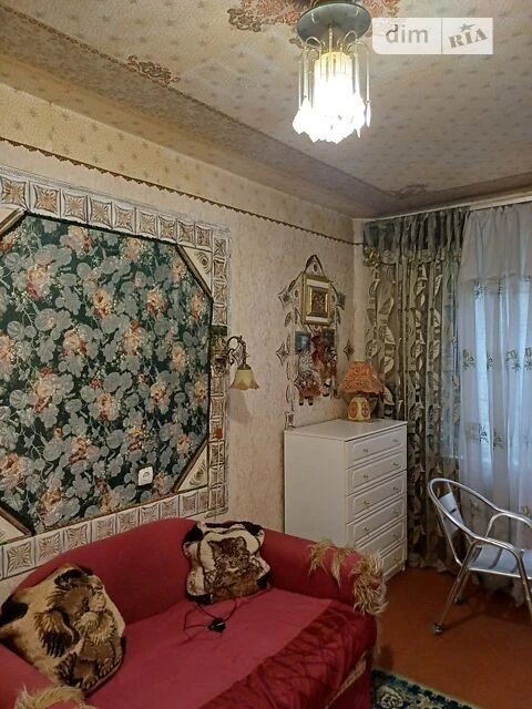 Здам в оренду кімнату на вул. Гната Юри 4, кв. 10 довгострок