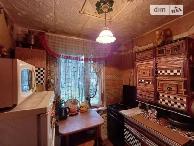 Здам в оренду кімнату на вул. Гната Юри 4, кв. 10 довгострок