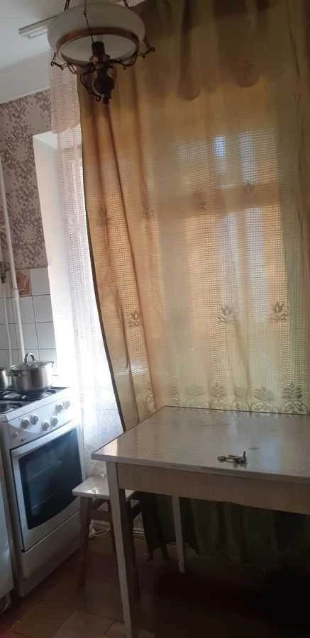 Оренда 1-кімнатної квартири 34 м², Березняківська вул.