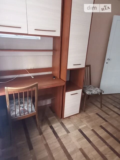 Довготривала оренда 3к квартири на просп. Берестейський 70 •