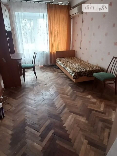 Довготривала оренда 3к квартири на просп. Берестейський 70 •