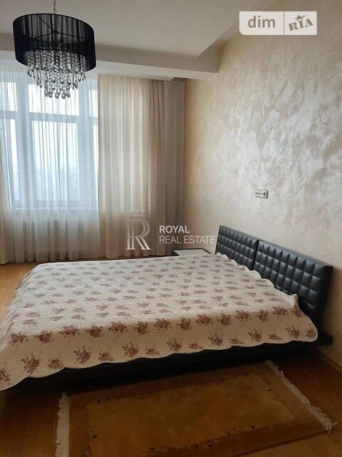 Довготривала оренда 3к квартири на вул. Круглоуніверситетськ
