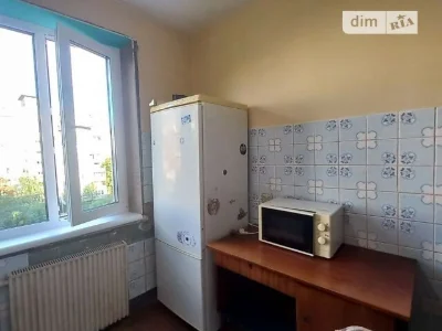 Довготривала оренда 3к квартири на вул. Героїв полку АЗОВ 13