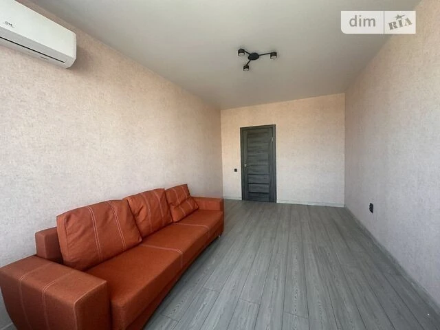 Довготривала оренда 2к квартири на вул. Миколи Гулака 4 • ID