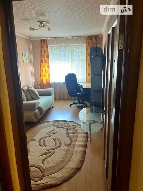 Довготривала оренда 2к квартири на вул. Левка Лук'яненка 1В