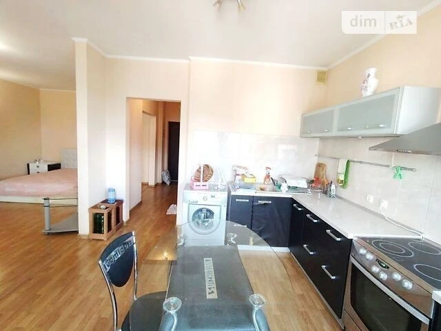 Довготривала оренда 1к квартири на вул. Паньківська 27/78 •