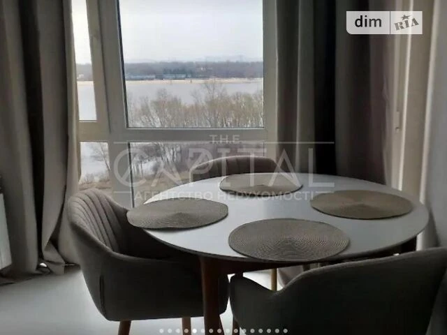 Довготривала оренда 2к квартири на вул. пр-т Володимира Івас