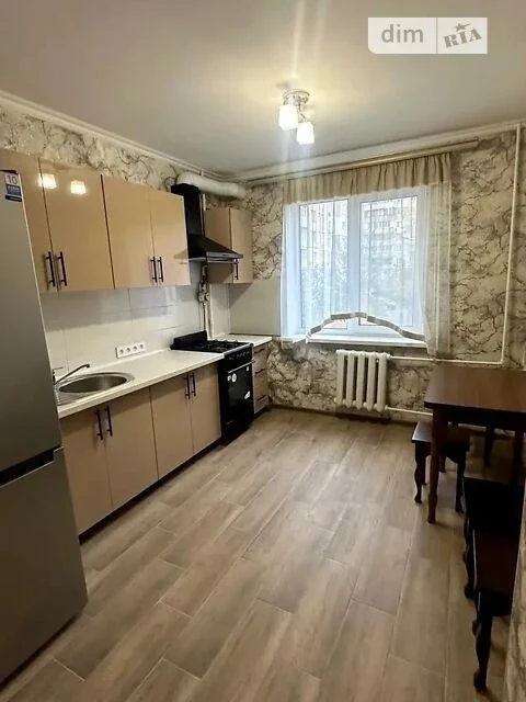 Довготривала оренда 3к квартири на просп. Миколи Бажана 9Б •