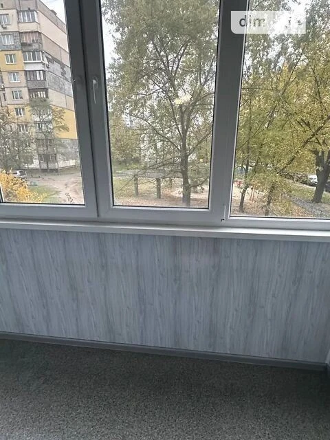 Довготривала оренда 3к квартири на просп. Миколи Бажана 9Б •