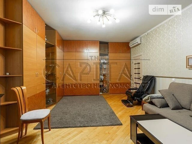 Довготривала оренда 4к квартири на вул. Богдана Хмельницьког