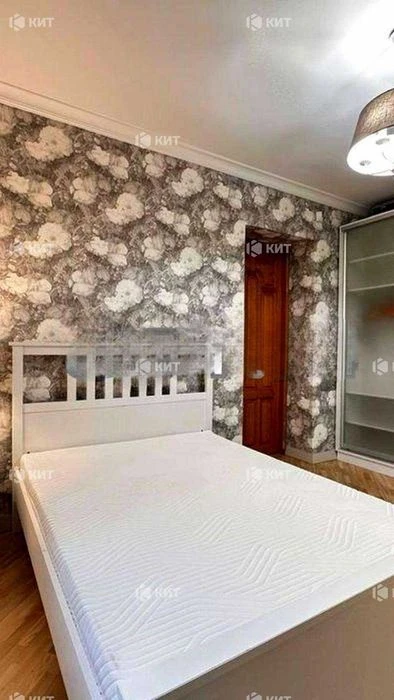 4k, 90m2, Center (ul. Chernyshevskogo 90, m. Yaroslava Mudrogo)